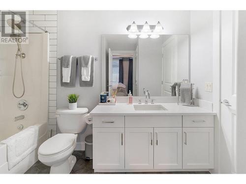 2611 Stillwater Way Unit# 112, Lake Country, BC - Indoor Photo Showing Bathroom