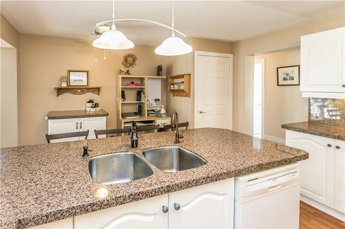 135 Glenariff Drive, Hamilton, ON - Indoor Photo Showing Kitchen With Double Sink