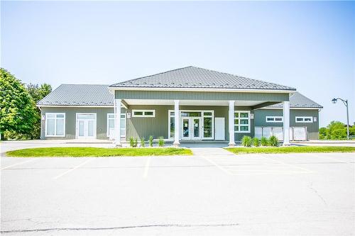 135 Glenariff Drive, Hamilton, ON - Outdoor With Deck Patio Veranda With Facade