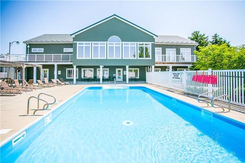 135 Glenariff Drive, Hamilton, ON - Outdoor With In Ground Pool