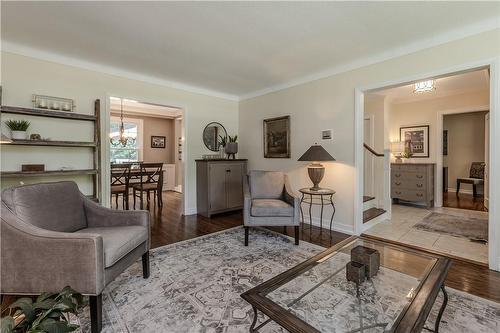 642 Cherrywood Drive, Burlington, ON - Indoor Photo Showing Living Room