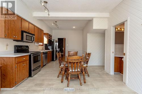 121 Forest Avenue, St. Thomas, ON - Indoor Photo Showing Kitchen