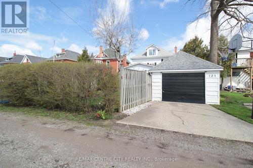 121 Forest Avenue, St. Thomas, ON - Outdoor