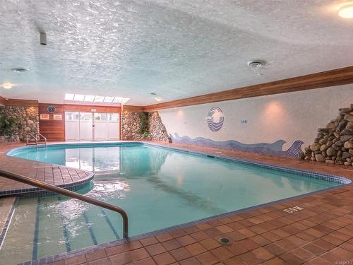 3190-2600 Ferguson Rd, Central Saanich, BC - Indoor Photo Showing Other Room With In Ground Pool