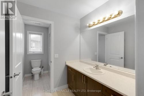 107 Dolomiti Court, Hamilton (Hannon), ON - Indoor Photo Showing Bathroom