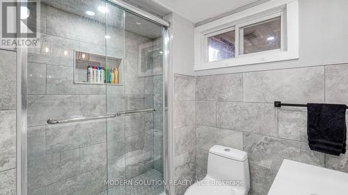 1260 Gore Road, Hamilton, ON - Indoor Photo Showing Bathroom