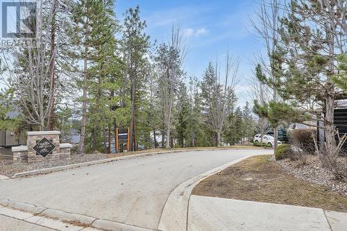 1865 Begbie Road Unit# 7, Kelowna, BC - Outdoor