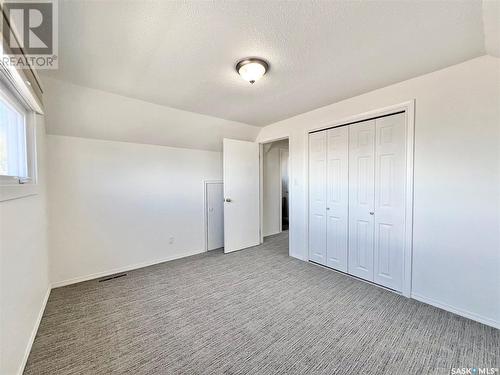 229 Mctavish Street, Outlook, SK - Indoor Photo Showing Other Room