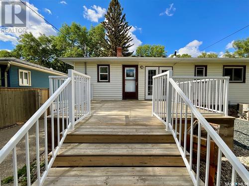 2751 Mcara Street, Regina, SK - Outdoor