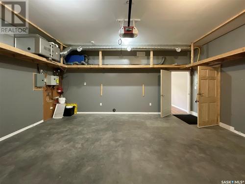 2751 Mcara Street, Regina, SK - Indoor Photo Showing Garage