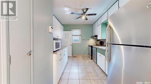 2751 Mcara Street, Regina, SK - Indoor Photo Showing Kitchen