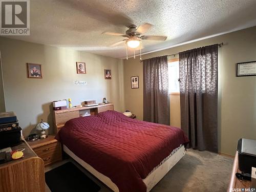 30 Marion Crescent, Meadow Lake, SK - Indoor Photo Showing Bedroom