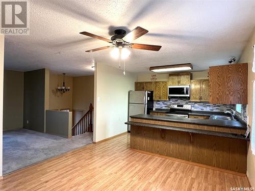 30 Marion Crescent, Meadow Lake, SK - Indoor Photo Showing Kitchen