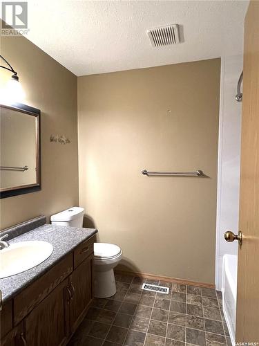 30 Marion Crescent, Meadow Lake, SK - Indoor Photo Showing Bathroom