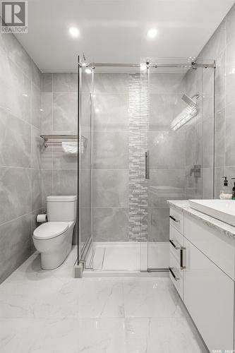 623 Kenaschuk Crescent, Saskatoon, SK - Indoor Photo Showing Bathroom