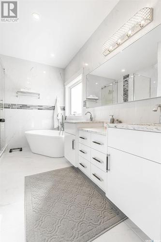 623 Kenaschuk Crescent, Saskatoon, SK - Indoor Photo Showing Bathroom