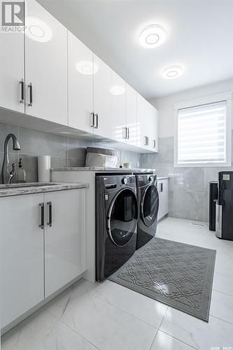 623 Kenaschuk Crescent, Saskatoon, SK - Indoor Photo Showing Laundry Room