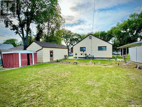 85 First Avenue N, Yorkton, SK - Outdoor