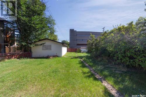 116 S Avenue S, Saskatoon, SK - Outdoor