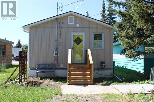 431 Redcoat Drive, Eastend, SK - Outdoor