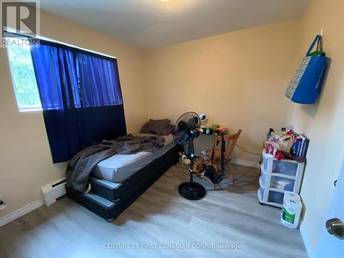 1567 Allen Place, London, ON - Indoor Photo Showing Bedroom