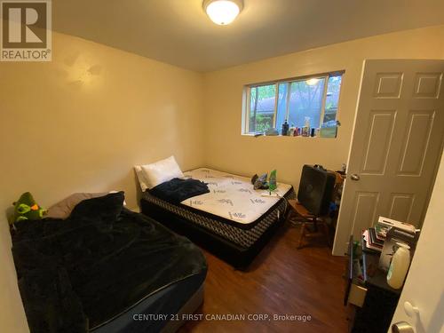 1567 Allen Place, London, ON - Indoor Photo Showing Bedroom