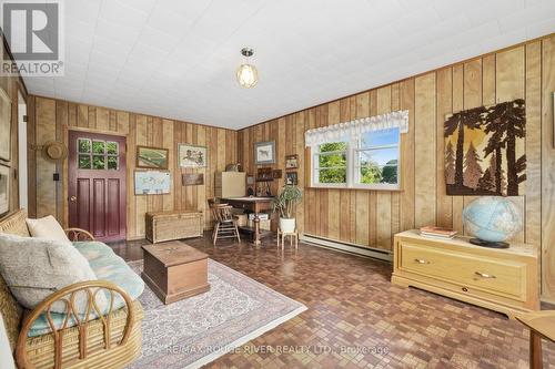 B - 5250 County Rd 45 Road, Hamilton Township (Baltimore), ON - Indoor Photo Showing Living Room