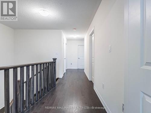 2134 Speare Court E, Innisfil, ON - Indoor Photo Showing Other Room