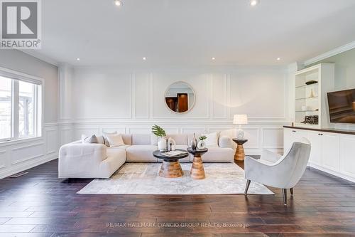 81 Aidan Drive, Vaughan, ON - Indoor Photo Showing Living Room