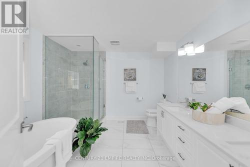 4128 Hillsborough Crescent, Oakville, ON - Indoor Photo Showing Bathroom