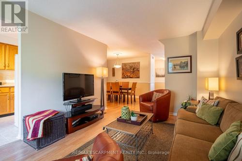 19 - 2155 Duncaster Drive, Burlington (Brant Hills), ON - Indoor Photo Showing Living Room