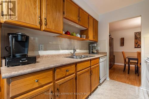 19 - 2155 Duncaster Drive, Burlington, ON - Indoor Photo Showing Kitchen With Double Sink