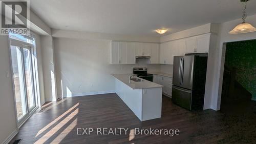 61 Conboy Drive, Erin, ON - Indoor Photo Showing Kitchen With Stainless Steel Kitchen With Double Sink