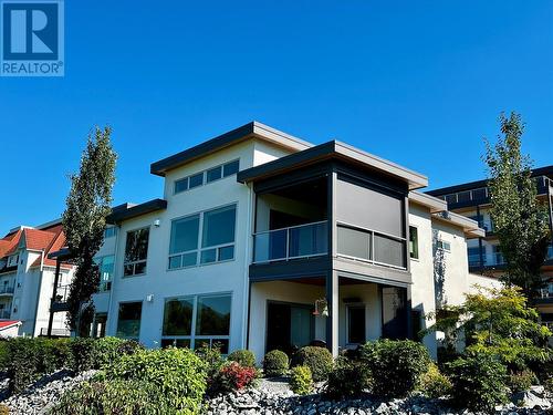 121 Harbourfront Drive Ne Unit# 10, Salmon Arm, BC - Outdoor With Facade