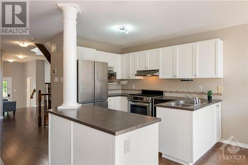 2228 Brockstone Crescent, Ottawa, ON - Indoor Photo Showing Kitchen With Double Sink