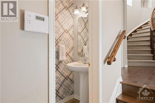 2228 Brockstone Crescent, Ottawa, ON - Indoor Photo Showing Bathroom