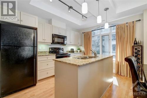 95 Bronson Avenue Unit#403, Ottawa, ON - Indoor Photo Showing Kitchen With Double Sink