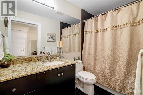 95 Bronson Avenue Unit#403, Ottawa, ON - Indoor Photo Showing Bathroom