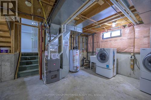 78 Kennedy Place, London, ON - Indoor Photo Showing Laundry Room