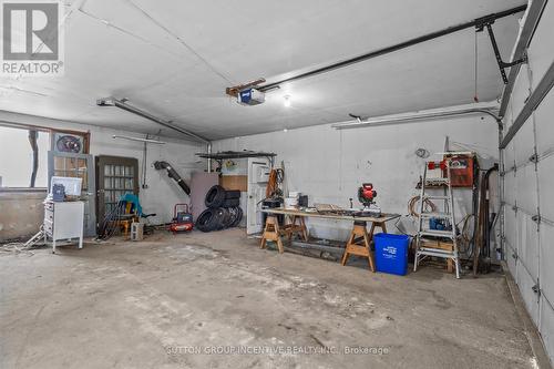 6511 21/22 Nottawasaga Side Road, Clearview, ON - Indoor Photo Showing Garage