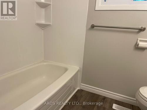 1775 Aldersbrook Road, London, ON - Indoor Photo Showing Bathroom