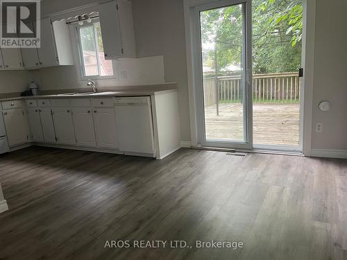 1775 Aldersbrook Road, London, ON - Indoor Photo Showing Kitchen