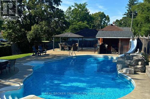 11 Belfry Drive, Newmarket (Huron Heights-Leslie Valley), ON - Outdoor With In Ground Pool With Deck Patio Veranda With Backyard