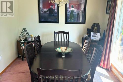 11 Belfry Drive, Newmarket (Huron Heights-Leslie Valley), ON - Indoor Photo Showing Dining Room