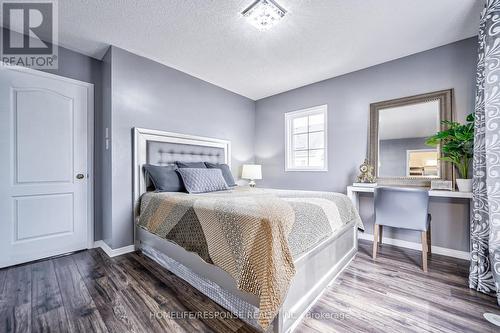 6 - 129 Tenth Street, Toronto (New Toronto), ON - Indoor Photo Showing Bedroom