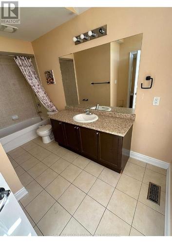 6 Lattice Court, Brampton, ON - Indoor Photo Showing Bathroom