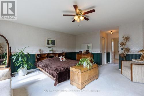 4 Penrose Court, Brampton, ON - Indoor Photo Showing Bedroom