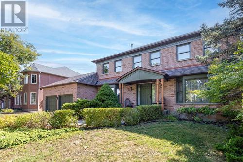 4 Penrose Court, Brampton (Snelgrove), ON - Outdoor With Facade