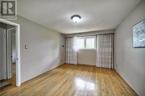 211 Cherry Post Drive, Mississauga, ON - Indoor Photo Showing Other Room