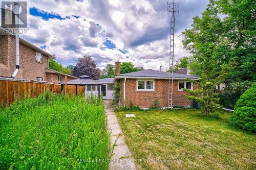 211 Cherry Post Drive, Mississauga (Cooksville), ON - Outdoor